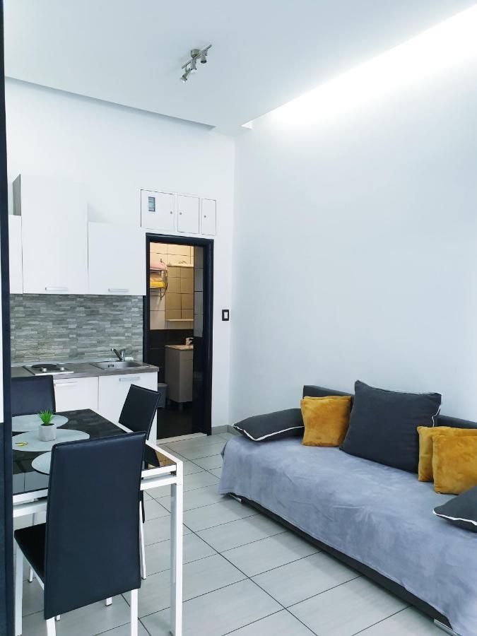Apartment Studios Centar *