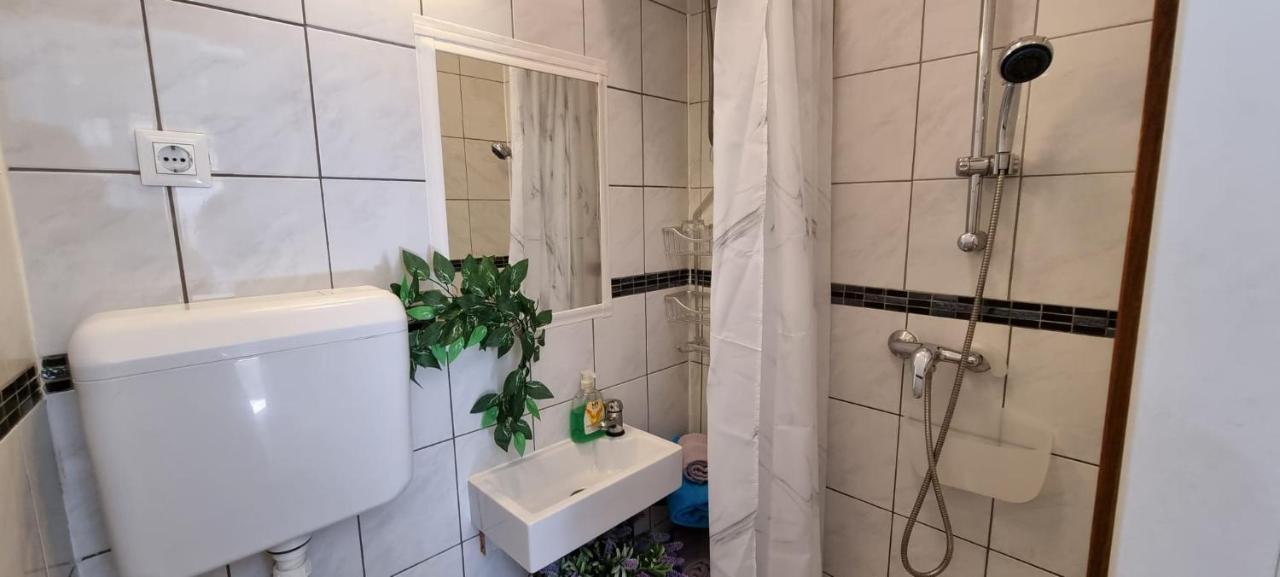 Studios Centar Apartment