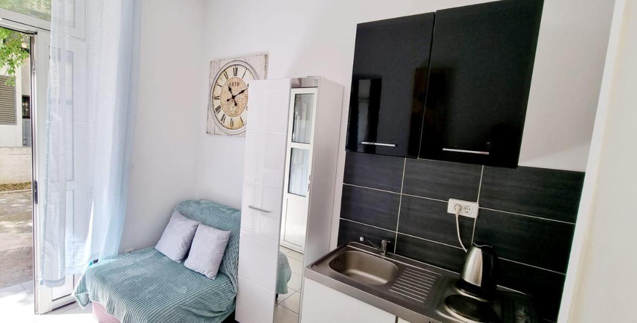 Studios Centar Apartment *