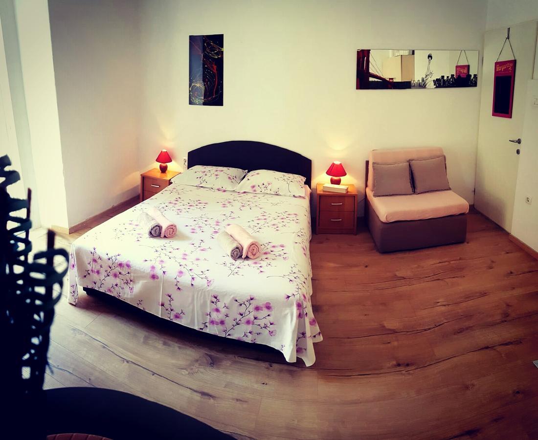 Studios Centar Apartment
